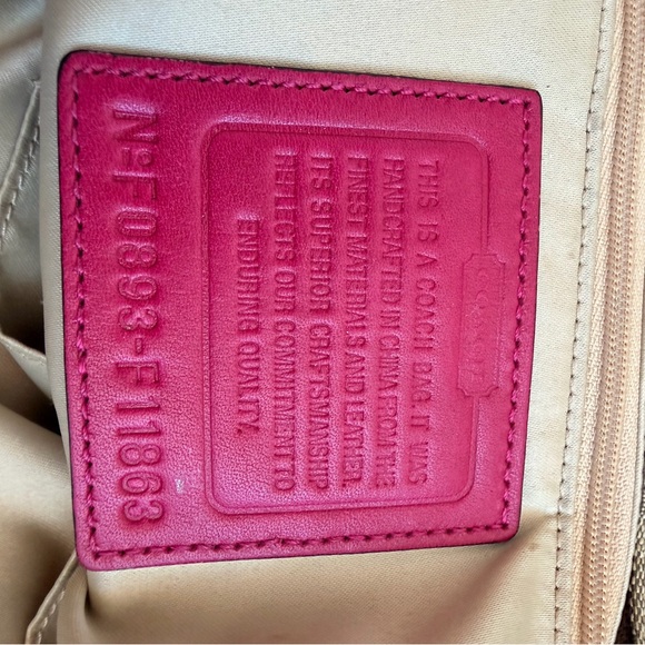 ❌SOLD❌ Coach Brown and Pink Signature Shoulder Bag - Picture 6 of 12